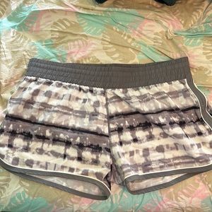 Under Armour black and white shorts, size XL
